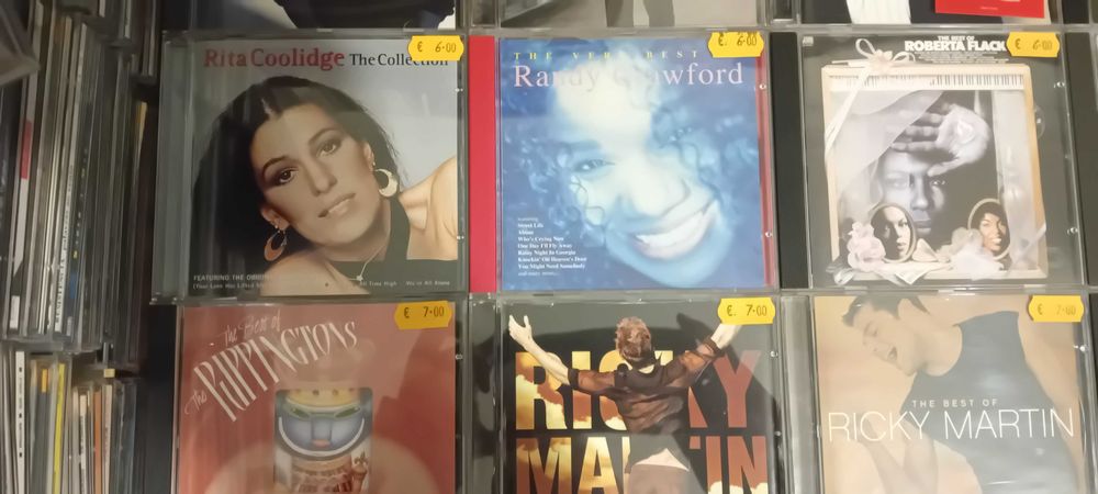 Música em CD Best Of ou Greatest Hits Internacionais Letra R.