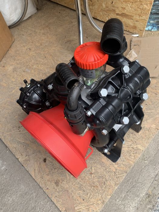 Насос мембранно поршневой Annovi reverberi