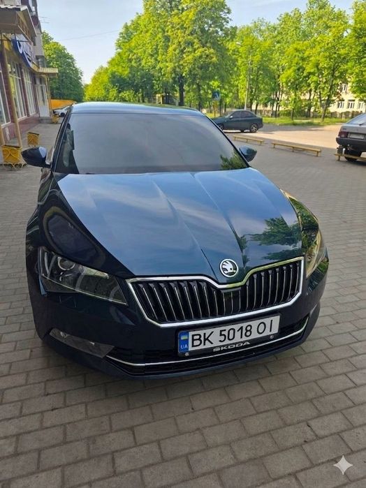 Продам Skoda superb 2,0 дизель