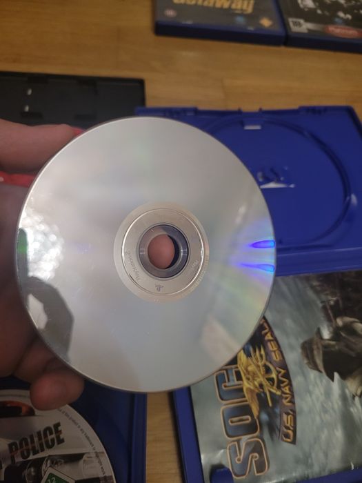 3 Gry na PS2 Red Faction, Socom, World Super Police