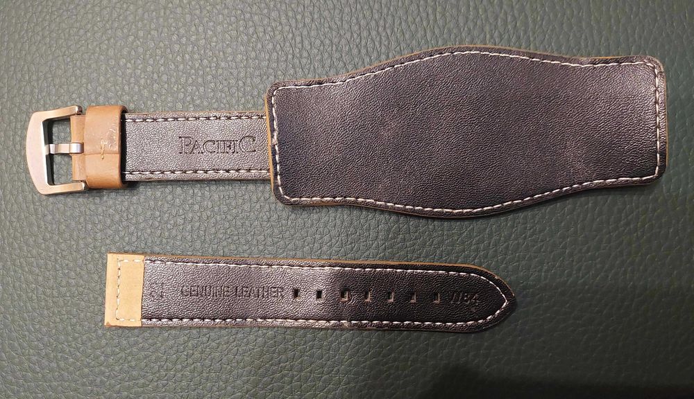 Pasek do zegarka z podkładką skóra 22mm