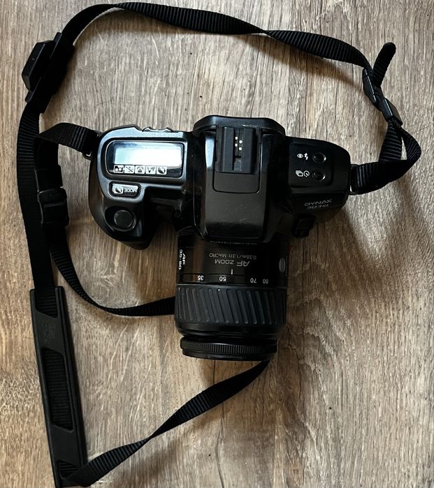 Lustrzanka Minolta jak nowa