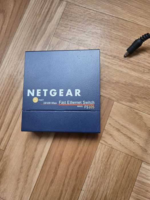 Свіч комутатор netgear 100mbit