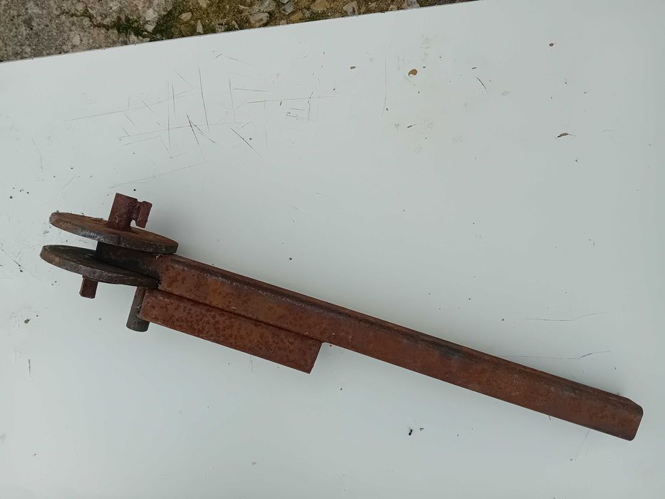 Manual Metal Molder64751078261121120