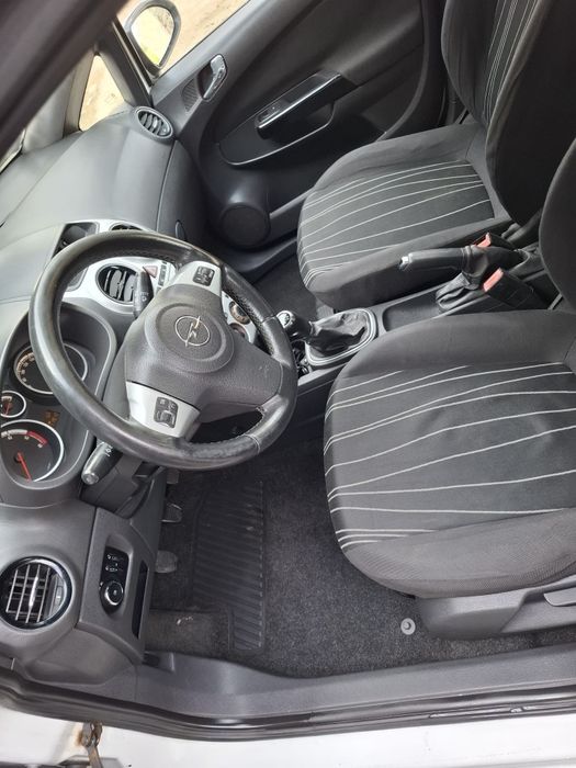 Opel corsa 1.3 cdti