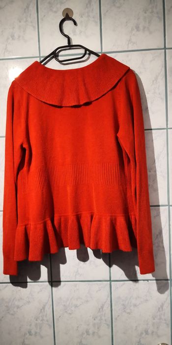 Sweter czerwony M