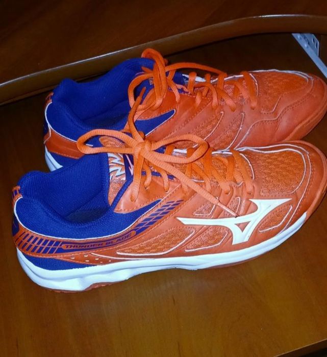 Кросівки Мізуно оригінал