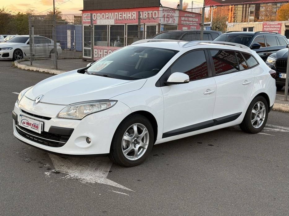 Renault (2228) Megane (ВНЕСОК від 30%) Авторинок МЕТРО Кривий Ріг