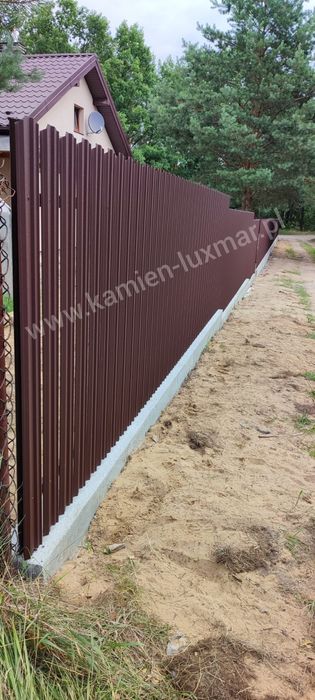 Montaż ogrodzeń sztachety metalowe i inne