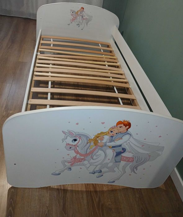 Sprzedam łózko dziecięce.