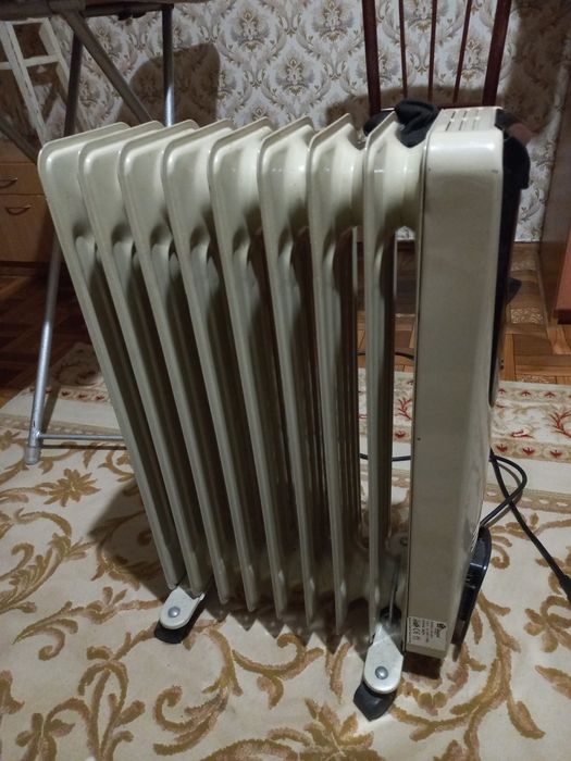 Продам масляный обогреватель в хорошем рабочем состоянии.