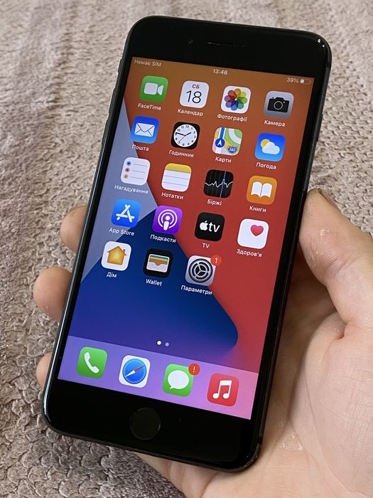 Телефон Apple Iphone 8 Plus 64gb newerlock в оригіналі