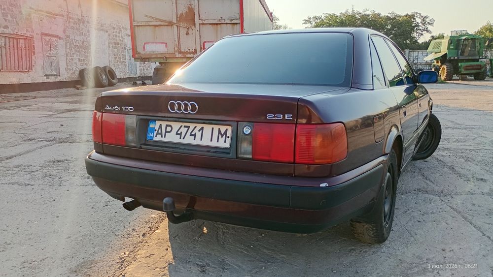 Audi 100 1992 VIN WAUZZZ4AZNN108334 фото оголошення 8 з 16