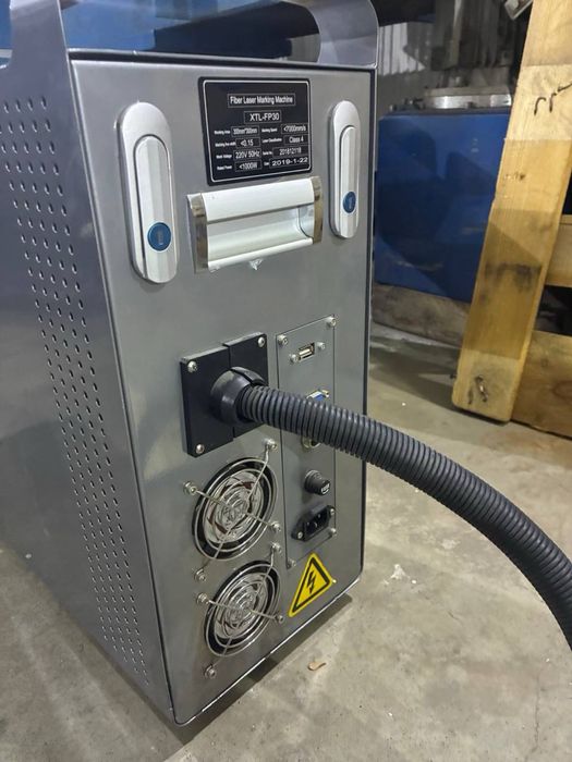 Волоконный лазерный гравёр XTlaser XTL-FP30