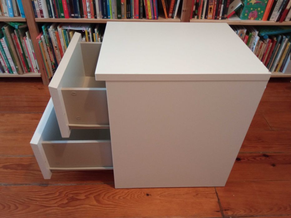 Cómoda IKEA Malm