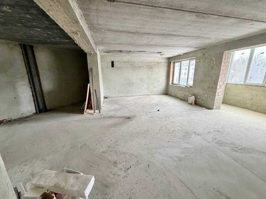 Простора квартира у новобудові / м.Трускавець