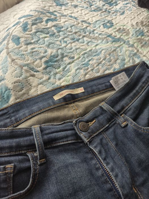 Spodnie jeansowe Levi's 710 SuperSkinny