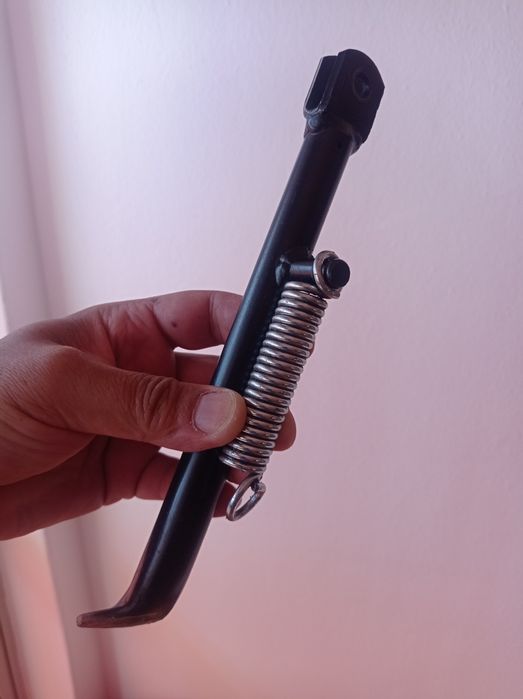 Descanso lateral para motorizada