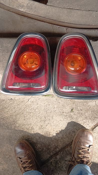 Faróis traseiros  Mini