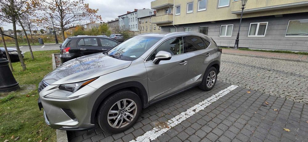 LEXUS NX 2017 niski przebieg