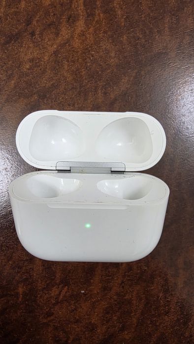 irPods 3 - кейс як новий