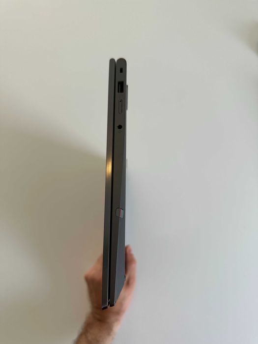 Lenovo ThinkPad X1 Yoga Gen 7, i7-1280P, 32GB RAM, 1TB SSD, 14'' OLED