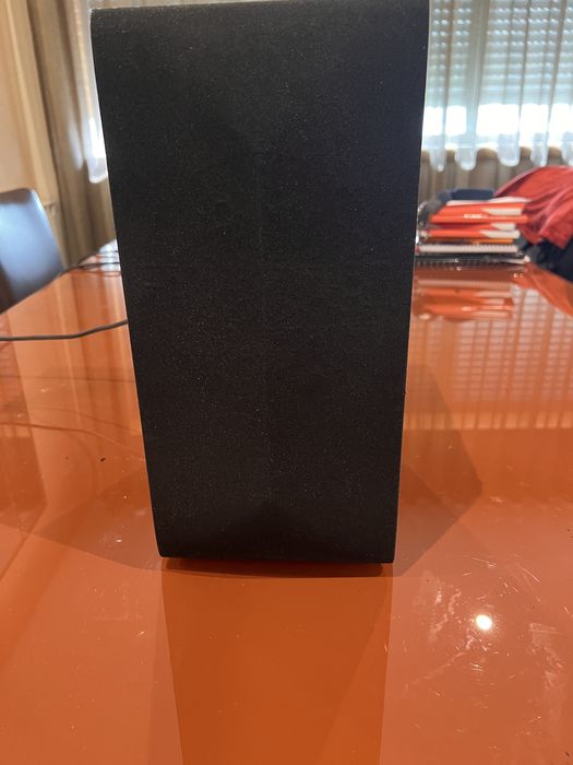 Soundbar e subwoofer