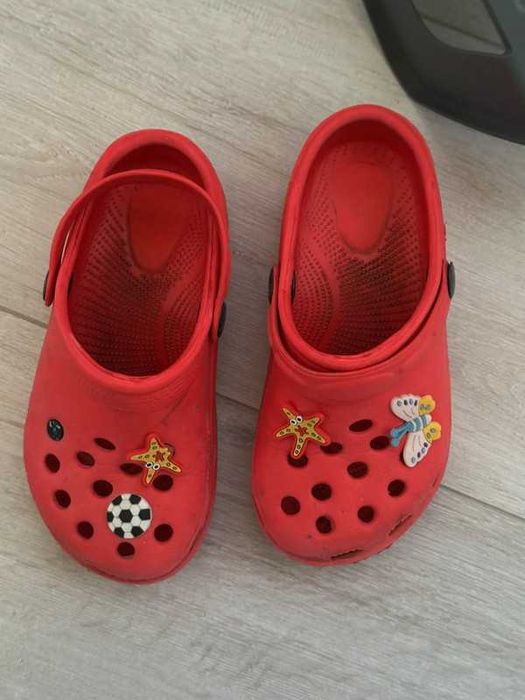 Gumowe klapki dziecięce