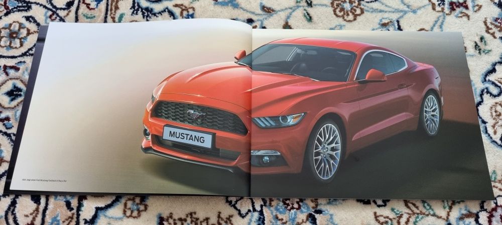 2016 Ford Mustang na innej Audi, Lexus, BMW, Porsche, AMG, Dodge