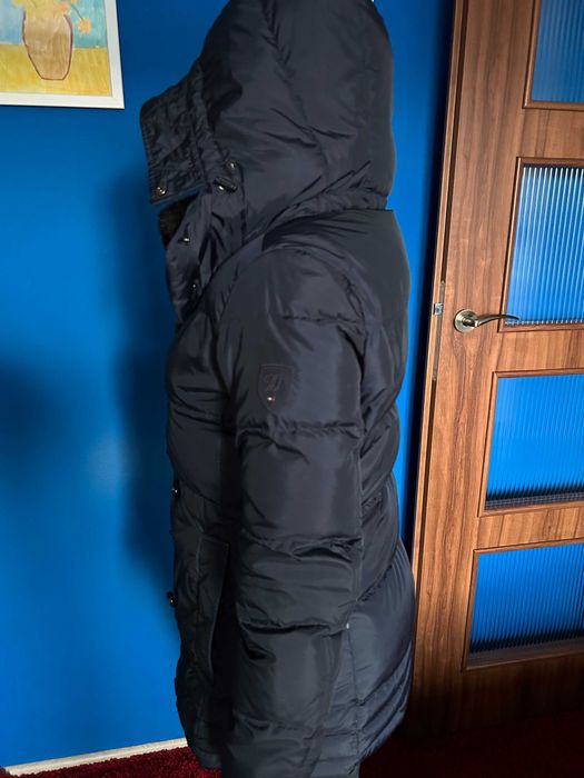 Kurtka puchowa z kapturem Tommy Hilfiger damska granatowa rozmiar S/36