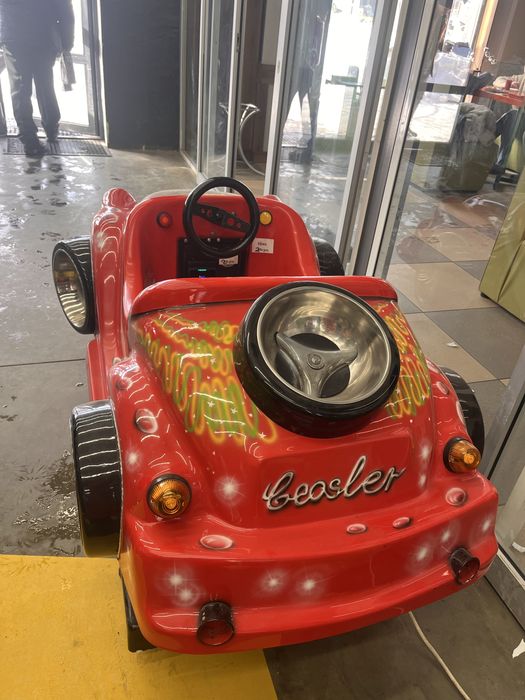 Дитячі качалки , атракціон