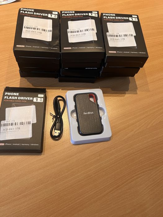 Dyski SSD 1TB 16 sztuk nowe