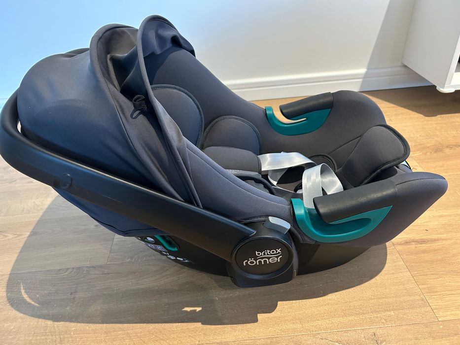Britax roamer baby safe 3 i size - odbiór osobisty