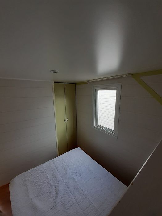 * CASA MÓVEL USADA O'HARA DE 8X3 METROS EM EVORA.