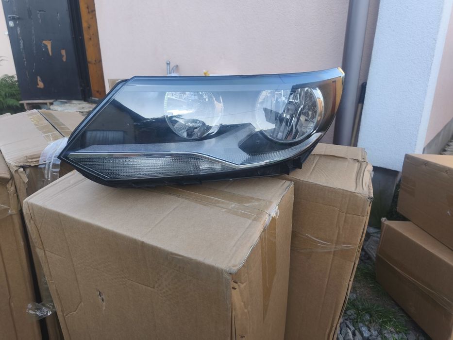 Фара тігуан оригінал галоген ідеальний стан