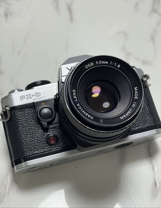 YASHICA FX-D QUARTZ aparat analogowy stan bardzo dobry