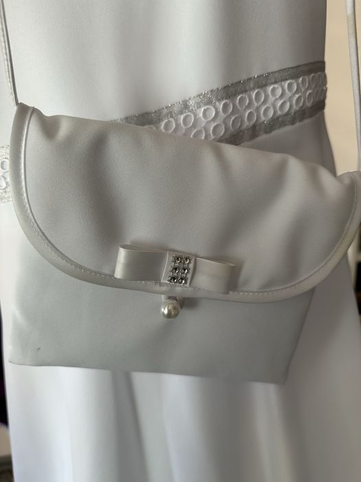 Sprzedam sukienkę komunijną