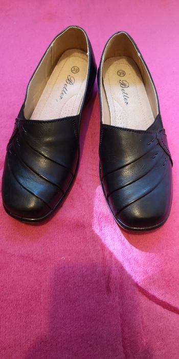 Buty damskie r. 39