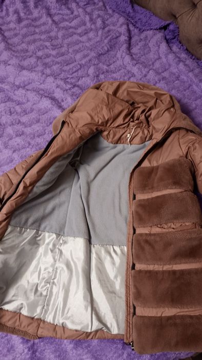 Продам куртку для дівчинки