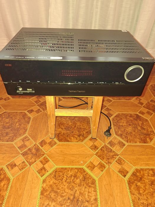 Усилитель Хармон Кардон
