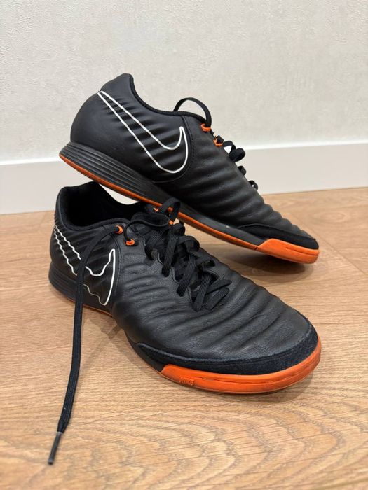 Футзалки Nike tiempo legend 7