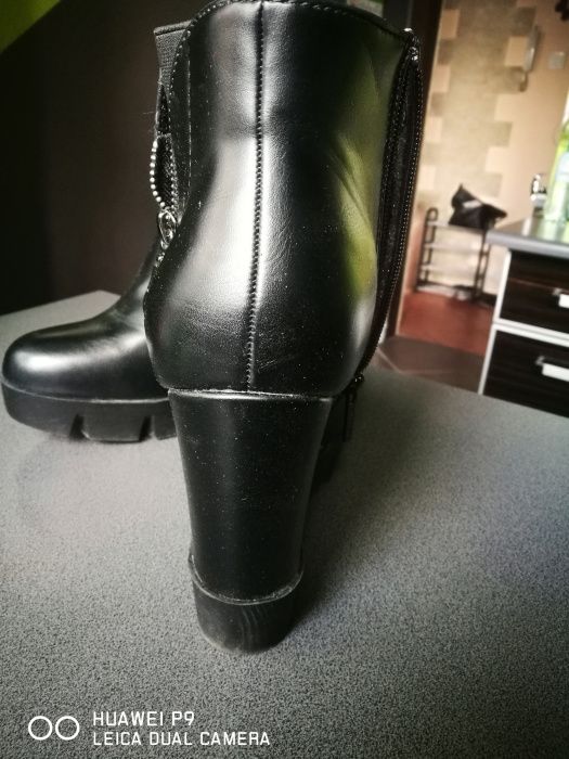 Sprzedam buty rozmiar 40