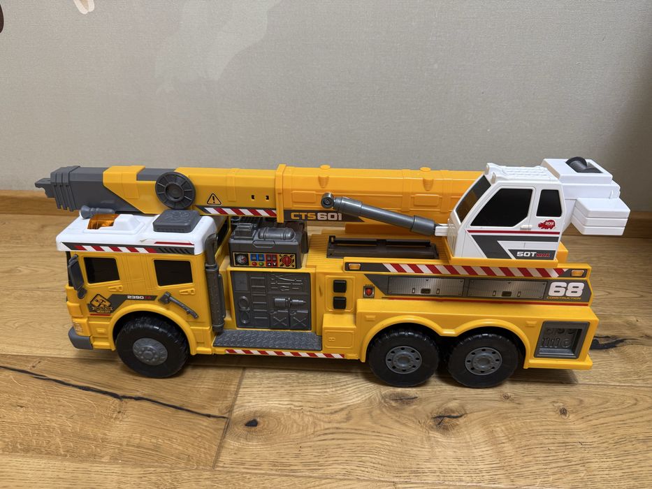 Автокран дитячий