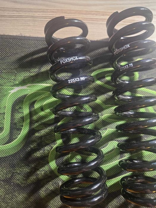 Sprężyna Fox 225x3.80 i 275x3.75 DH/FR, 267x89