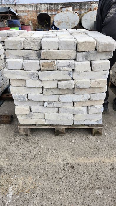 Продам кирпич силикатный,одинарный 6гр шт