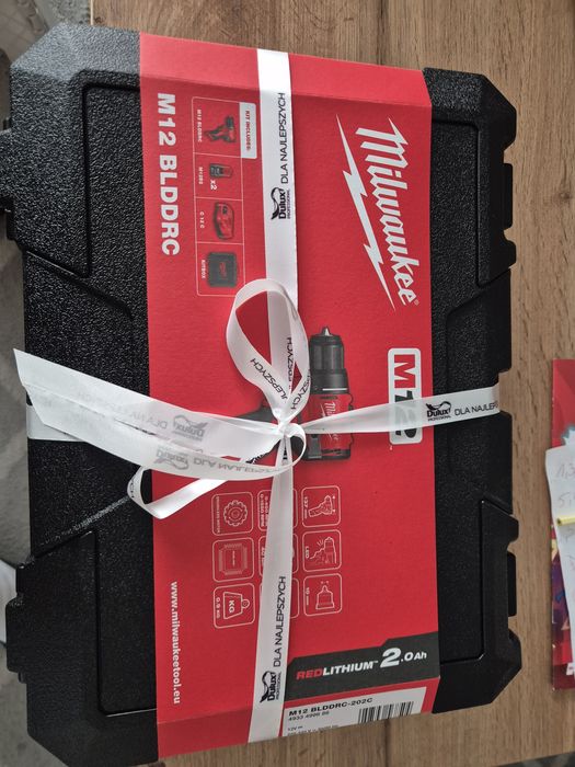Wkrętarka Milwaukee M12 BLDDRC-202C