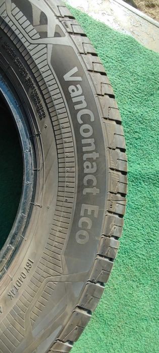 Opona Continental VanContact Eco 215/65R15C  104/102 T  1-szt