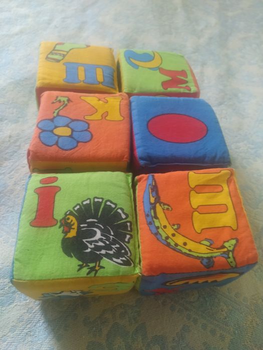 Дитячий конструктор кубики з алфавітом м'яеі великі з поролону