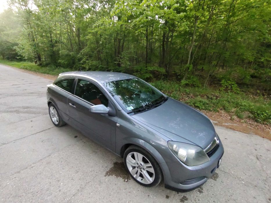 Opel Astra GTC 1.6 B/G