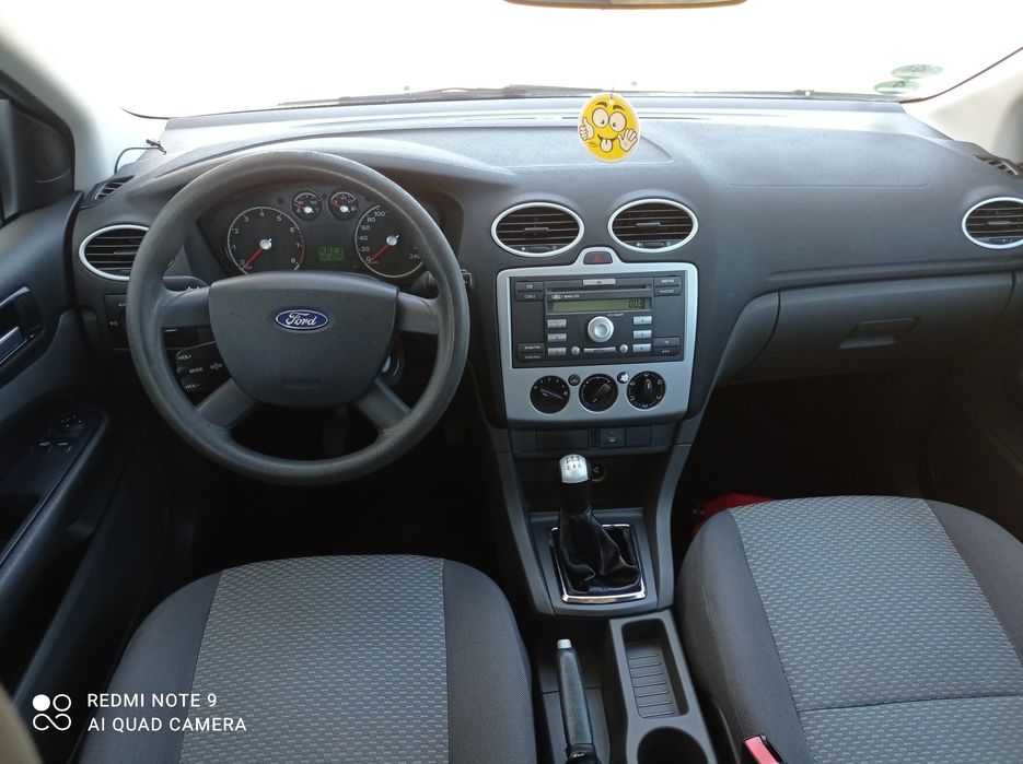 • Ford FOCUS • 1.6 benzyna • 5 drzwi • KLIMATYZACJA •